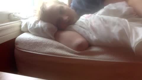 Snapshot of here_with_out_you chatting on 02/06/26, 01:25 Jason online show from 02/06/26, 01:25