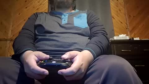 Hereforbootyyyy online show from 11/17/25, 05:02