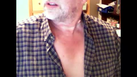 Snapshot of hereford66 chatting on 09/09/25, 04:39 hereford66 online show from 09/09/25, 04:39