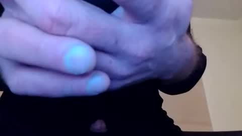 Snapshot of herenowyes chatting on 12/19/25, 10:55 g0DzNm0NsTARz online show from 12/19/25, 10:55