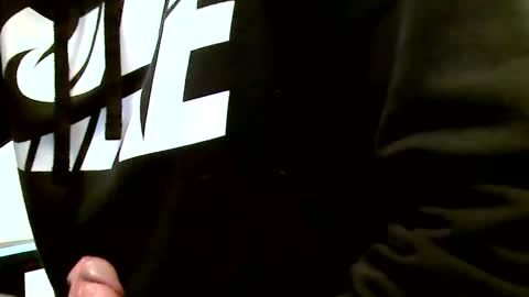 Snapshot of heretost chatting on 12/17/24, 10:55 mr D online show from 12/17/24, 10:55