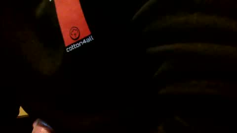 Snapshot of heretost chatting on 12/21/24, 05:07 mr D online show from 12/21/24, 05:07