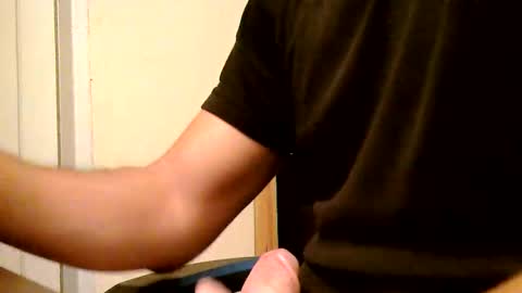 Snapshot of heretost chatting on 10/24/25, 10:11 mr D online show from 10/24/25, 10:11