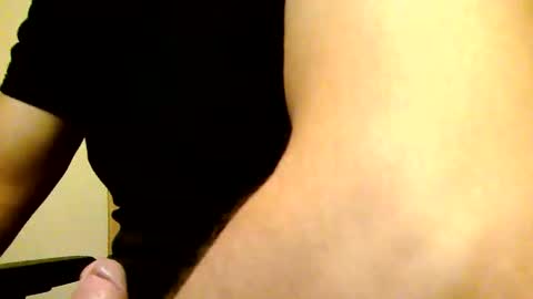 Snapshot of heretost chatting on 11/28/25, 11:13 mr D online show from 11/28/25, 11:13