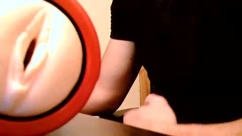 Snapshot of heretost chatting on 12/05/25, 11:41 mr D online show from 12/05/25, 11:41