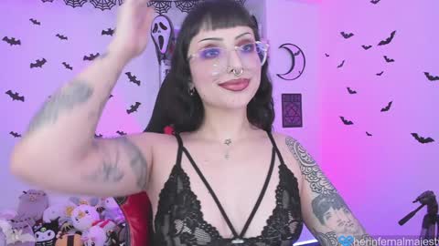  Marie  online show from 12/12/24, 04:48