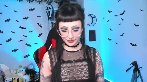  Marie  online show from 02/22/25, 01:11