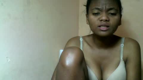 herisse01 online show from 06/14/26, 05:15