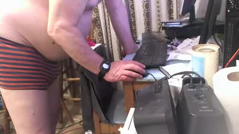 mature online show from 02/11/25, 07:33