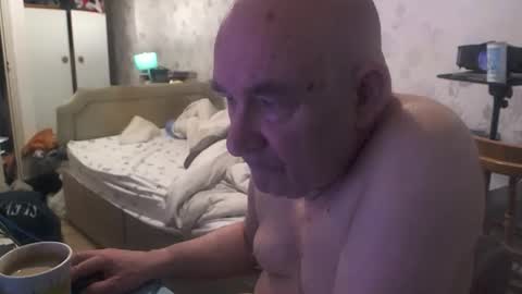 mature online show from 05/20/26, 04:40