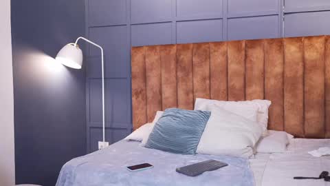 Hermione Scott online show from 12/31/24, 01:08