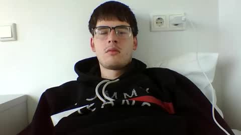 Snapshot of hernuskriel chatting on 04/14/26, 11:16 hernuskriel online show from 04/14/26, 11:16