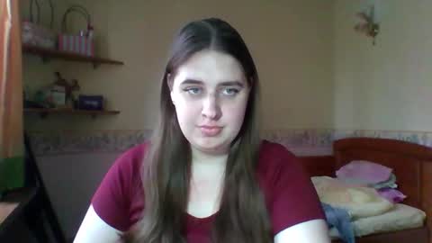 hess_luna_ online show from 11/15/25, 10:12