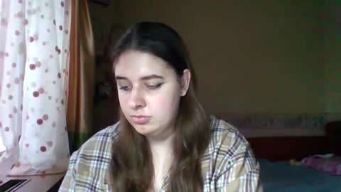 hess_luna_ online show from 12/01/25, 10:09