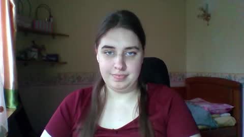 hess_luna_ online show from 12/19/25, 10:11