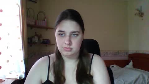 hess_luna_ online show from 02/12/26, 10:10