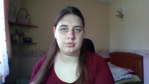 hess_luna_ online show from 03/16/26, 10:08