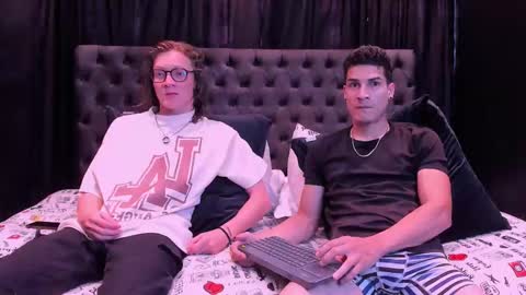 heteros men online show from 03/14/26, 09:09