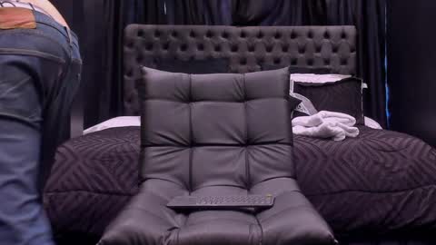 heteros men online show from 04/07/26, 07:36