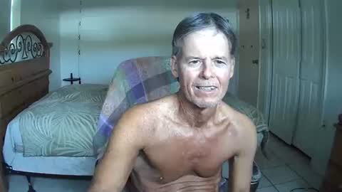 hewes1 online show from 01/05/26, 06:33