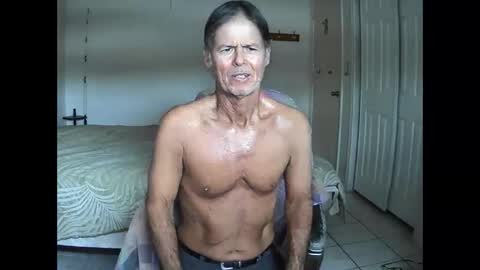 hewes1 online show from 02/16/26, 01:18