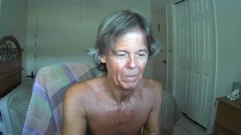 Snapshot of hewes1 chatting on 06/28/26, 10:16 hewes1 online show from 06/28/26, 10:16