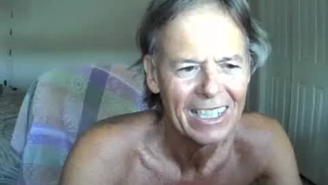 Snapshot of hewes1 chatting on 06/29/26, 11:54 hewes1 online show from 06/29/26, 11:54