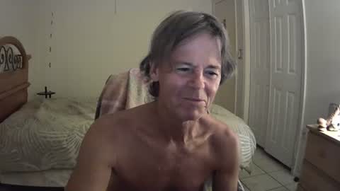 Snapshot of hewes1 chatting on 06/30/26, 07:53 hewes1 online show from 06/30/26, 07:53