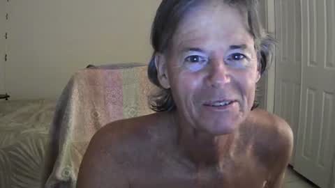 Snapshot of hewes1 chatting on 07/15/26, 10:09 hewes1 online show from 07/15/26, 10:09