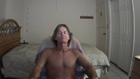 Snapshot of hewes1 chatting on 07/29/26, 12:20 hewes1 online show from 07/29/26, 12:20