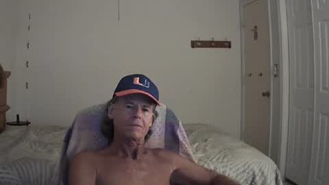 Snapshot of hewes1 chatting on 08/04/26, 12:03 hewes1 online show from 08/04/26, 12:03