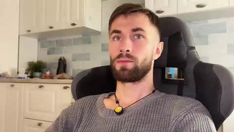 Arnold online show from 11/13/25, 09:36