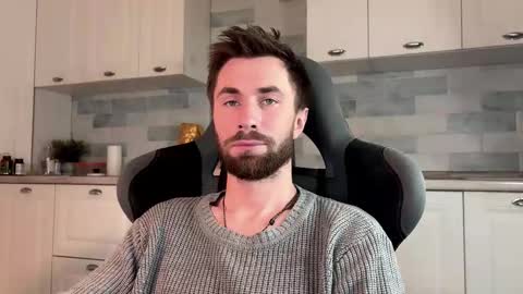 Arnold online show from 02/03/26, 07:35