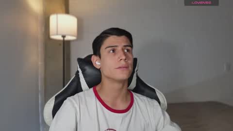 hey_cesard online show from 04/21/26, 06:55