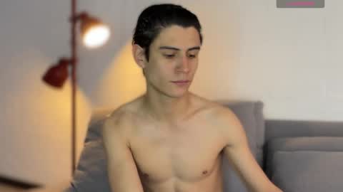 Snapshot of hey_cesard chatting on 05/28/26, 12:02 hey_cesard online show from 05/28/26, 12:02