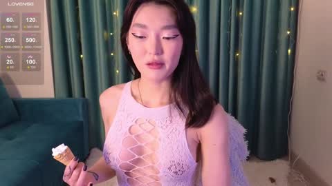 Audrey online show from 01/22/25, 02:46