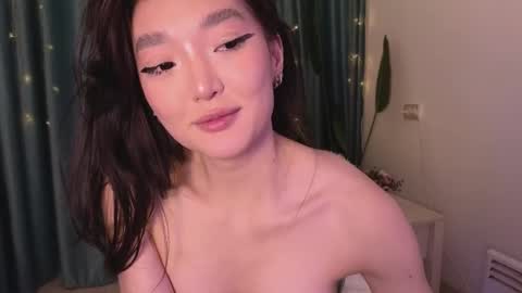 Audrey online show from 03/11/25, 03:12