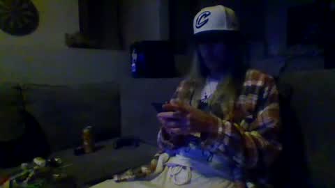hey_mikky online show from 10/14/25, 12:44