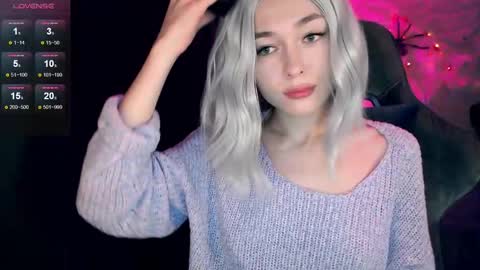  Nora  online show from 11/24/25, 01:38