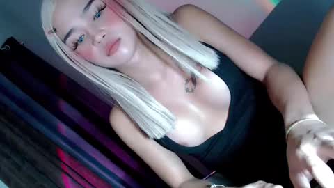 Tamarah online show from 09/27/25, 01:49