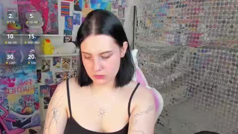 Tessa online show from 11/25/25, 11:10