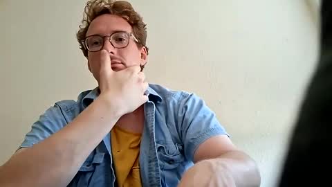 heyfriend320742 online show from 10/03/25, 08:50