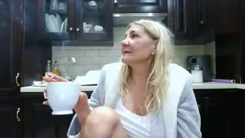 Heyheygrey online show from 11/21/25, 05:39