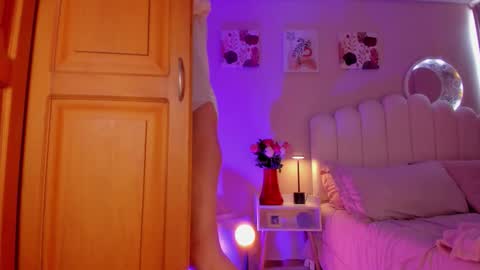 Martina Ricci Show schedule Monday to Friday 8am colombia time I work some weekends  online show from 02/24/26, 02:26