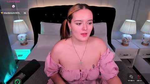 Amazing Mary  online show from 09/25/25, 07:56