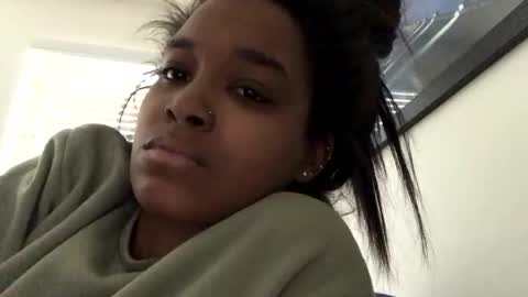 Snapshot of heyyou301990 chatting on 10/24/25, 07:32 heyyou301990 online show from 10/24/25, 07:32