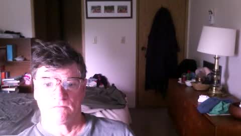 Snapshot of hg99too chatting on 05/29/26, 02:04 hg99too online show from 05/29/26, 02:04