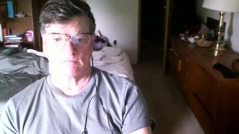 Snapshot of hg99too chatting on 06/03/26, 02:44 hg99too online show from 06/03/26, 02:44