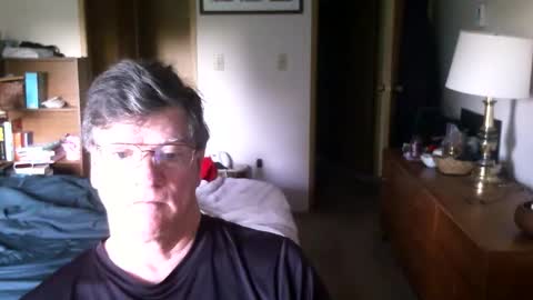 Snapshot of hg99too chatting on 06/11/26, 01:20 hg99too online show from 06/11/26, 01:20
