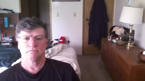 Snapshot of hg99too chatting on 06/13/26, 02:15 hg99too online show from 06/13/26, 02:15